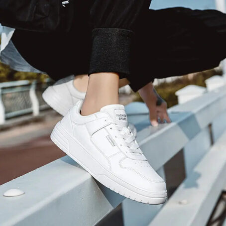 Men Shoes Casual Shoes for Men Comfortable White Sneakers Lightweight Walking Women Shoes Tenis Masculino Plus Size 35-45 CATG Sports Footwear