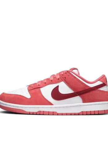 Nike Dunk Pink Anti-slip Wear-resistant  Comfortable Anti-slip Wear-resistant Lightweight Board Shoes for Men and Women