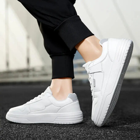 Men Shoes Casual Shoes for Men Comfortable White Sneakers Lightweight Walking Women Shoes Tenis Masculino Plus Size 35-45 CATG Sports Footwear